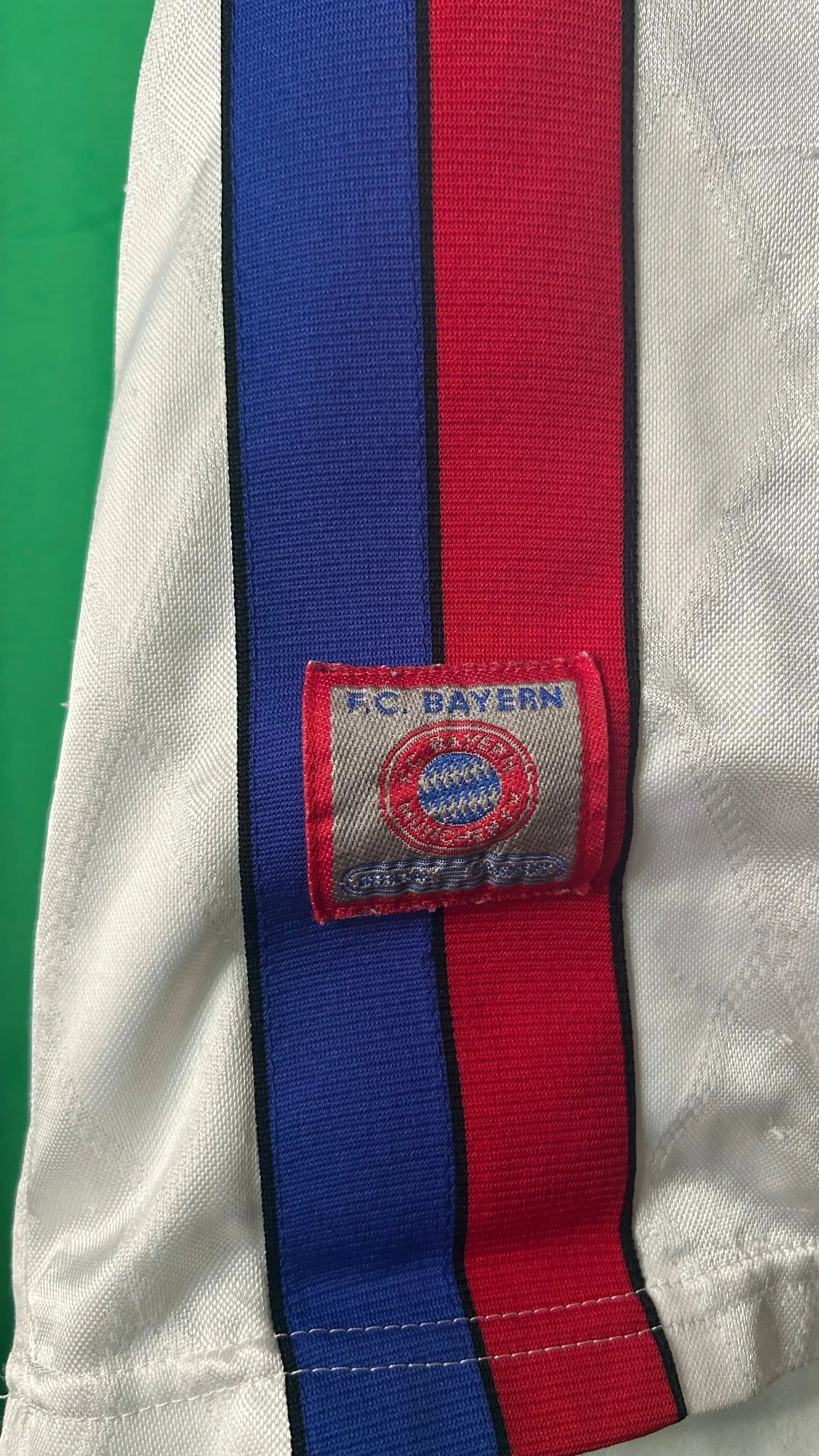 Bayern Munich 1997/98 – Maillot extérieur | Taille S Kultur Kit